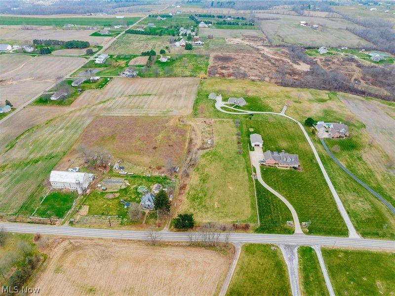 Pigeon Run Avenue SW, Navarre, OH 44662 Photo 4