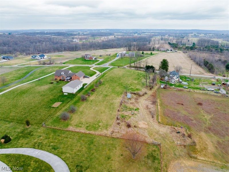 Pigeon Run Avenue SW, Navarre, OH 44662 Photo 5