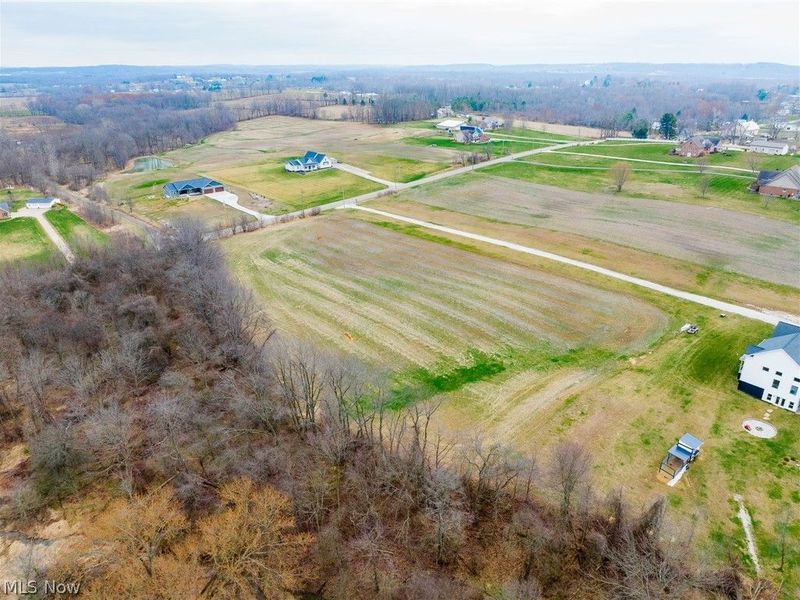 Pigeon Run Avenue SW, Navarre, OH 44662 Photo 5