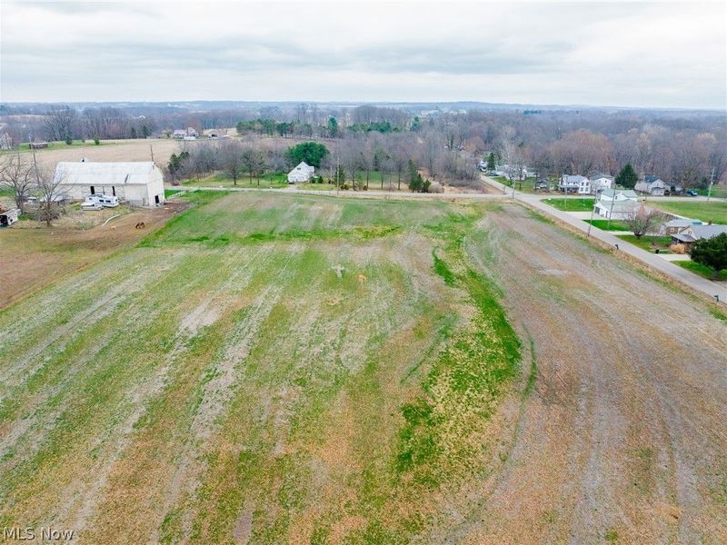 Pigeon Run Avenue SW, Navarre, OH 44662 Photo 5