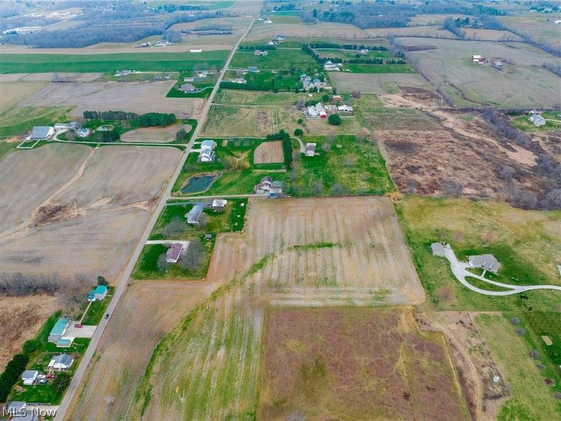 Pigeon Run Avenue SW, Navarre, OH 44662 Photo 4