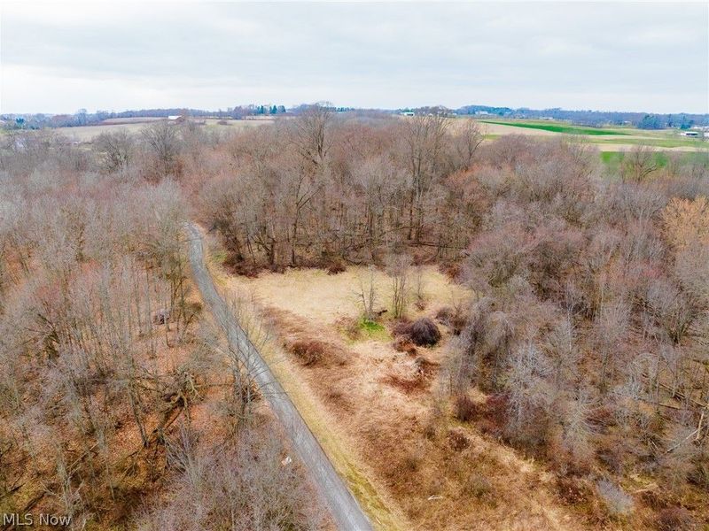 Pigeon Run Avenue SW, Navarre, OH 44662 Photo 4