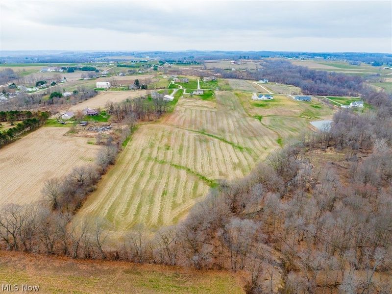Pigeon Run Avenue SW, Navarre, OH 44662 Photo 5