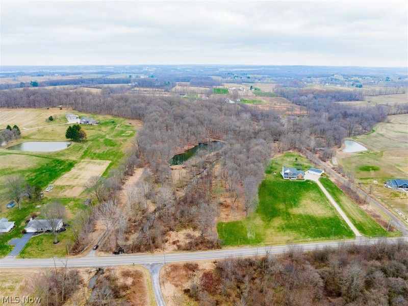 Pigeon Run Avenue SW, Navarre, OH 44662 Photo 4