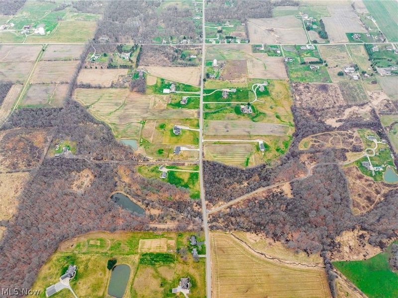 Pigeon Run Avenue SW, Navarre, OH 44662 Photo 1