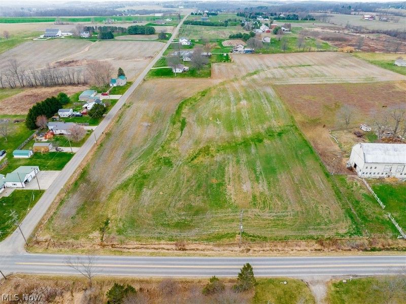 Pigeon Run Avenue SW, Navarre, OH 44662 Photo 12