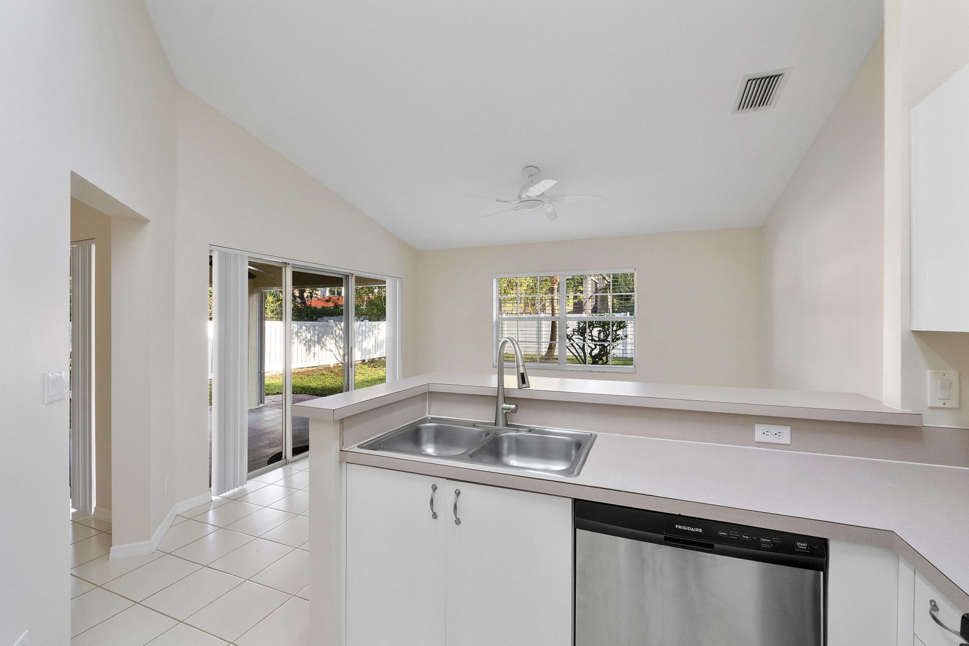 8375 NW 46th Drive, Coral Springs, FL 33067 Photo