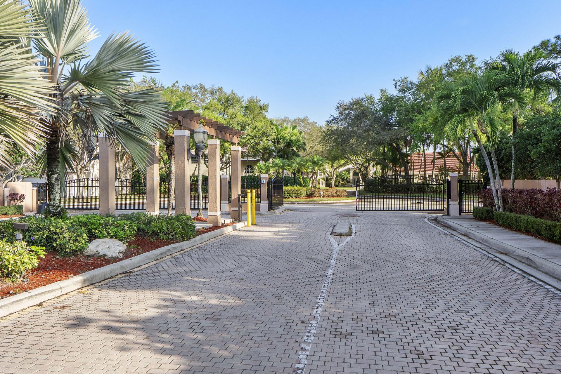 8375 NW 46th Drive, Coral Springs, FL 33067 Photo