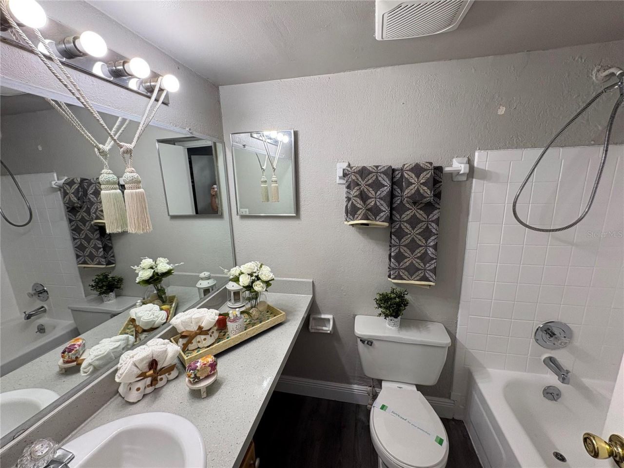 4265 S Semoran Boulevard, Unit 5, Orlando, FL 32822 Photo