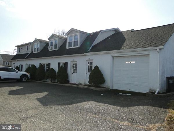 650 E BROAD STREET , QUAKERTOWN, PA 18951