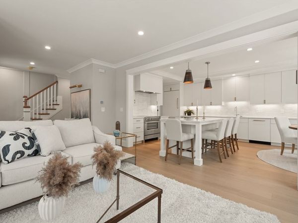 235 California St, Unit 235, Newton, MA 02456