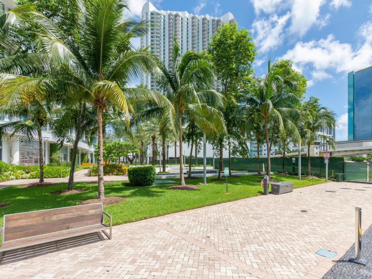 350 S Miami Ave, Unit 1409, Miami, FL 33130 Photo
