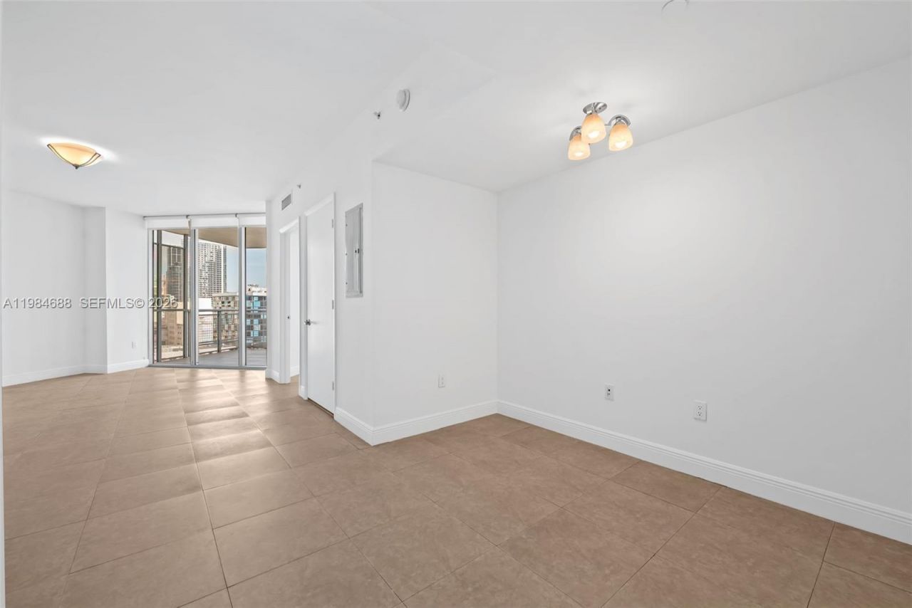 350 S Miami Ave, Unit 1409, Miami, FL 33130 Photo