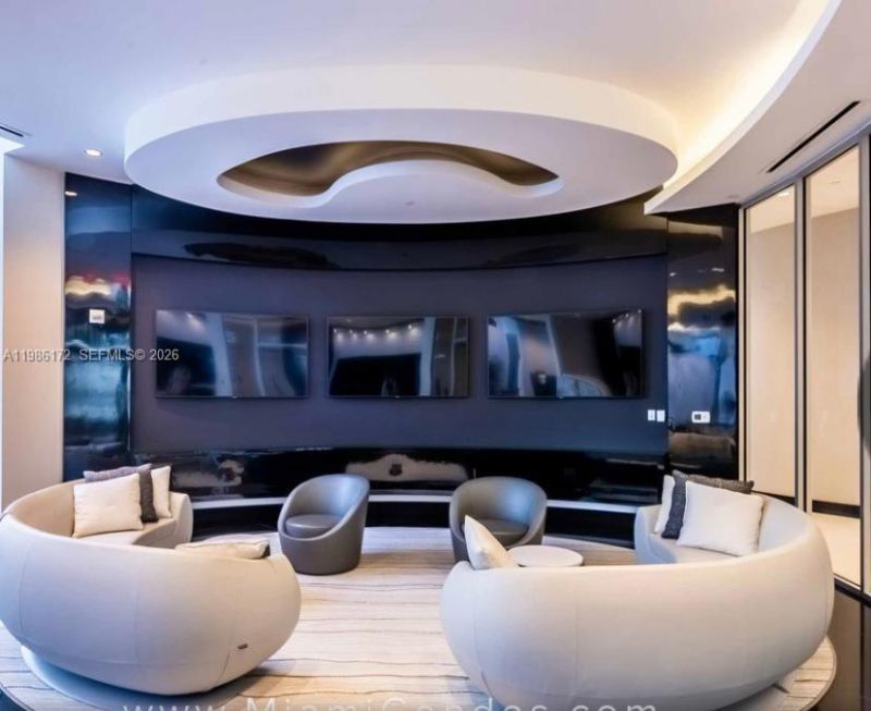 851 NE 1st Ave , Unit 1011, Miami, FL 33132 Photo