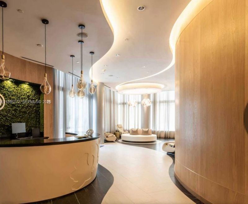 851 NE 1st Ave , Unit 1011, Miami, FL 33132 Photo