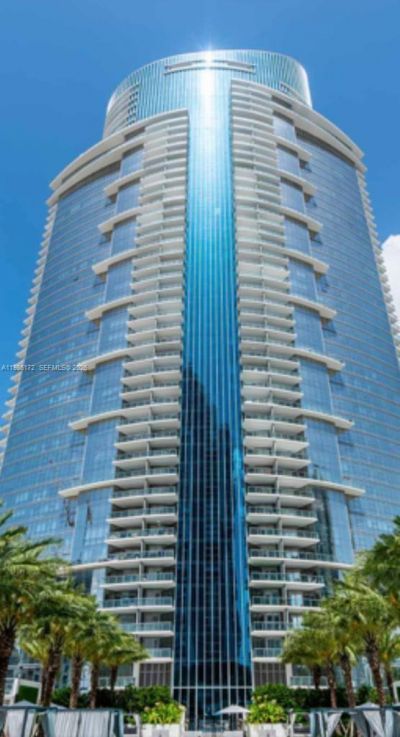851 NE 1st Ave , Unit 1011, Miami, FL 33132 Photo