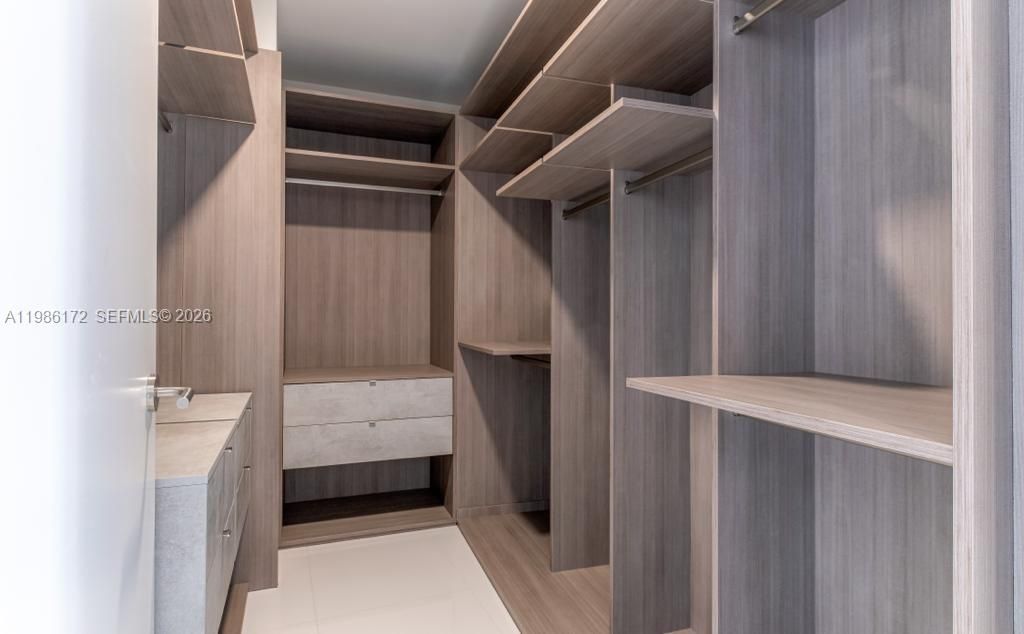 851 NE 1st Ave , Unit 1011, Miami, FL 33132 Photo