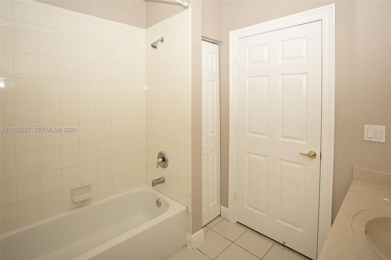 2409 SW 99th Way , Miramar, FL 33025 Photo