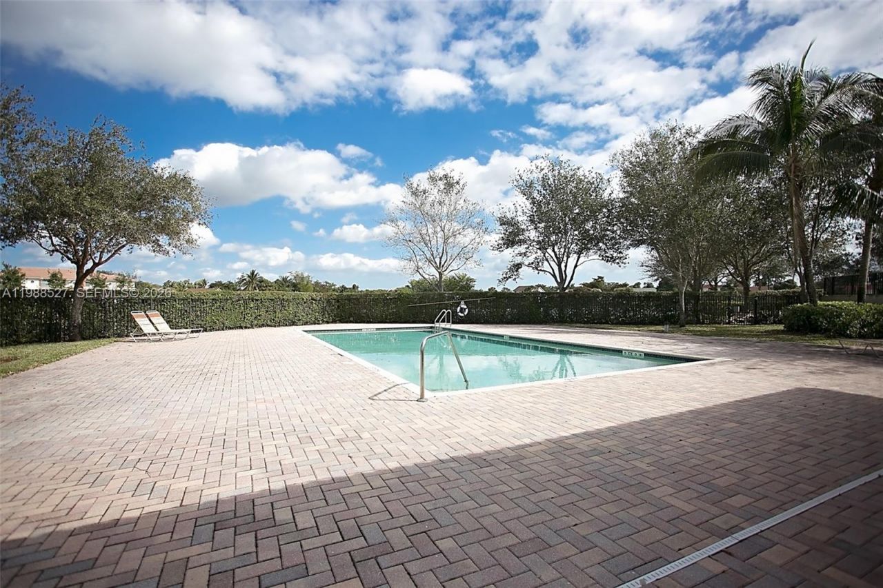 2409 SW 99th Way , Miramar, FL 33025 Photo