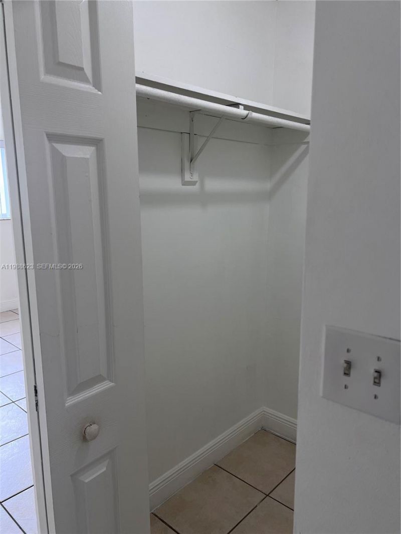 2750 W 76th St , Unit 208, Hialeah, FL 33016 Photo