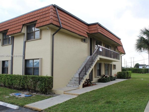 10016 NW 4th St , Unit 201, Pembroke Pines, FL 33024