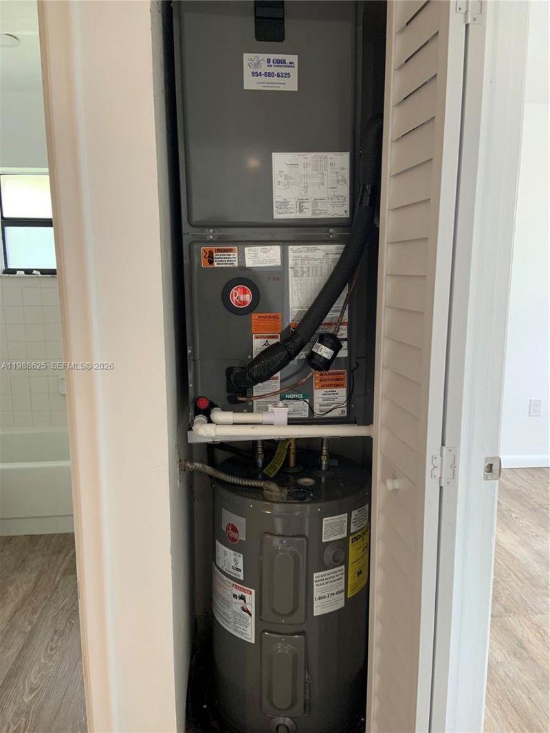 10016 NW 4th St, Unit 201, Pembroke Pines, FL 33024 Photo