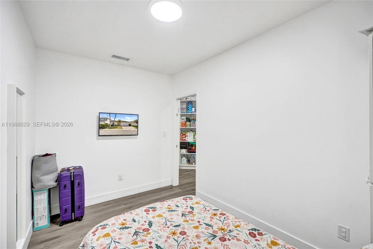 4928 SW 33rd Way , Hollywood, FL 33312 Photo