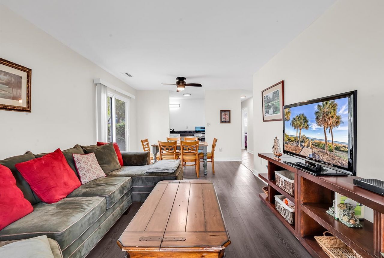 7700 Porcher Dr.  Photo 9