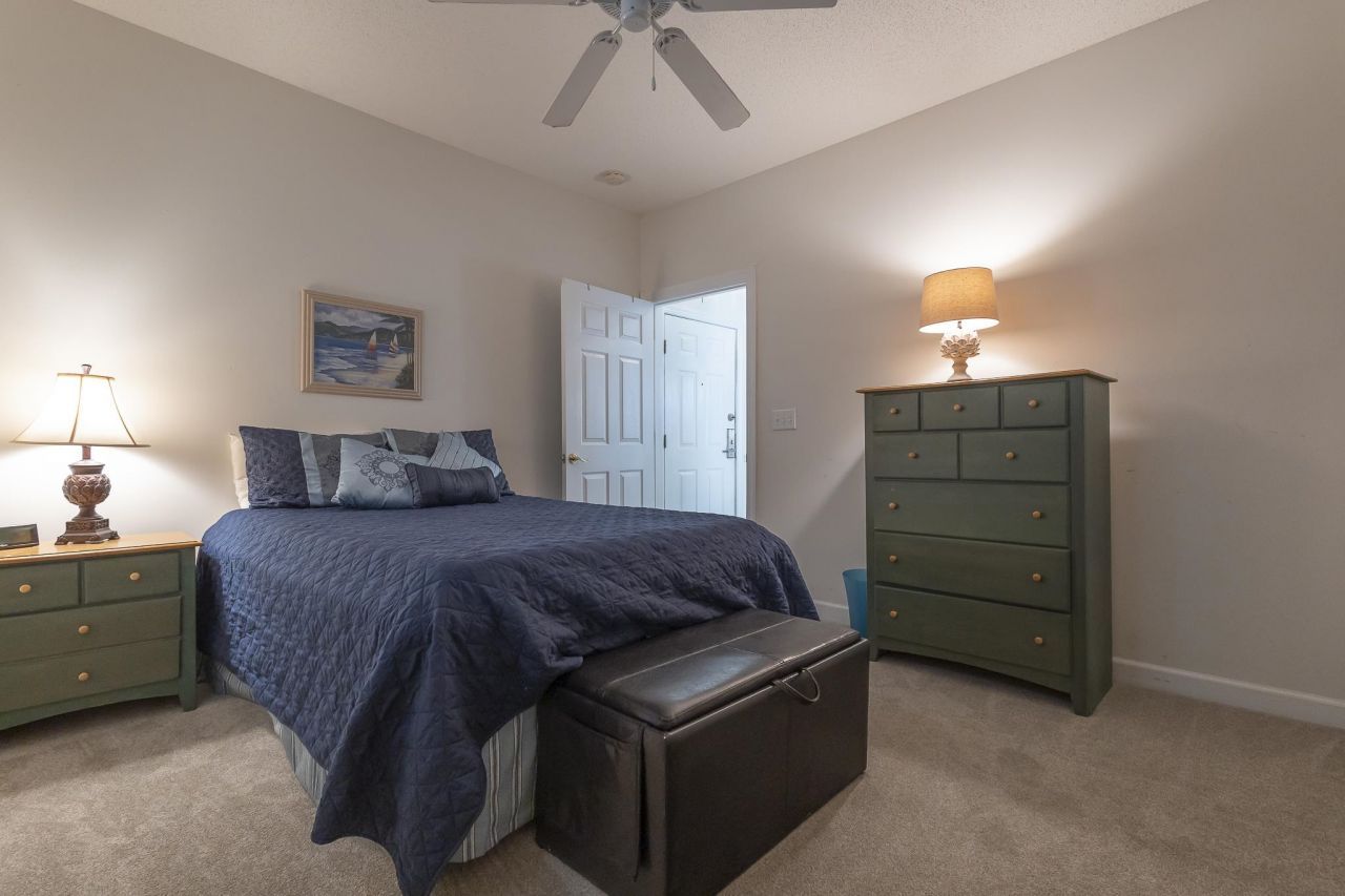 5750 Oyster Catcher Dr. Photo 18