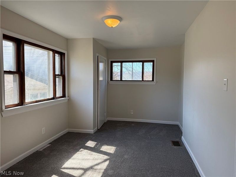 110 S 8th Street , Martins Ferry, OH 43935 Photo 11