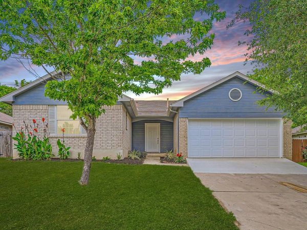 905 Jasmine TRL, Georgetown, TX 78626