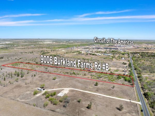 9006 Burklund Farms RD, Unit B, Del Valle, TX 78617