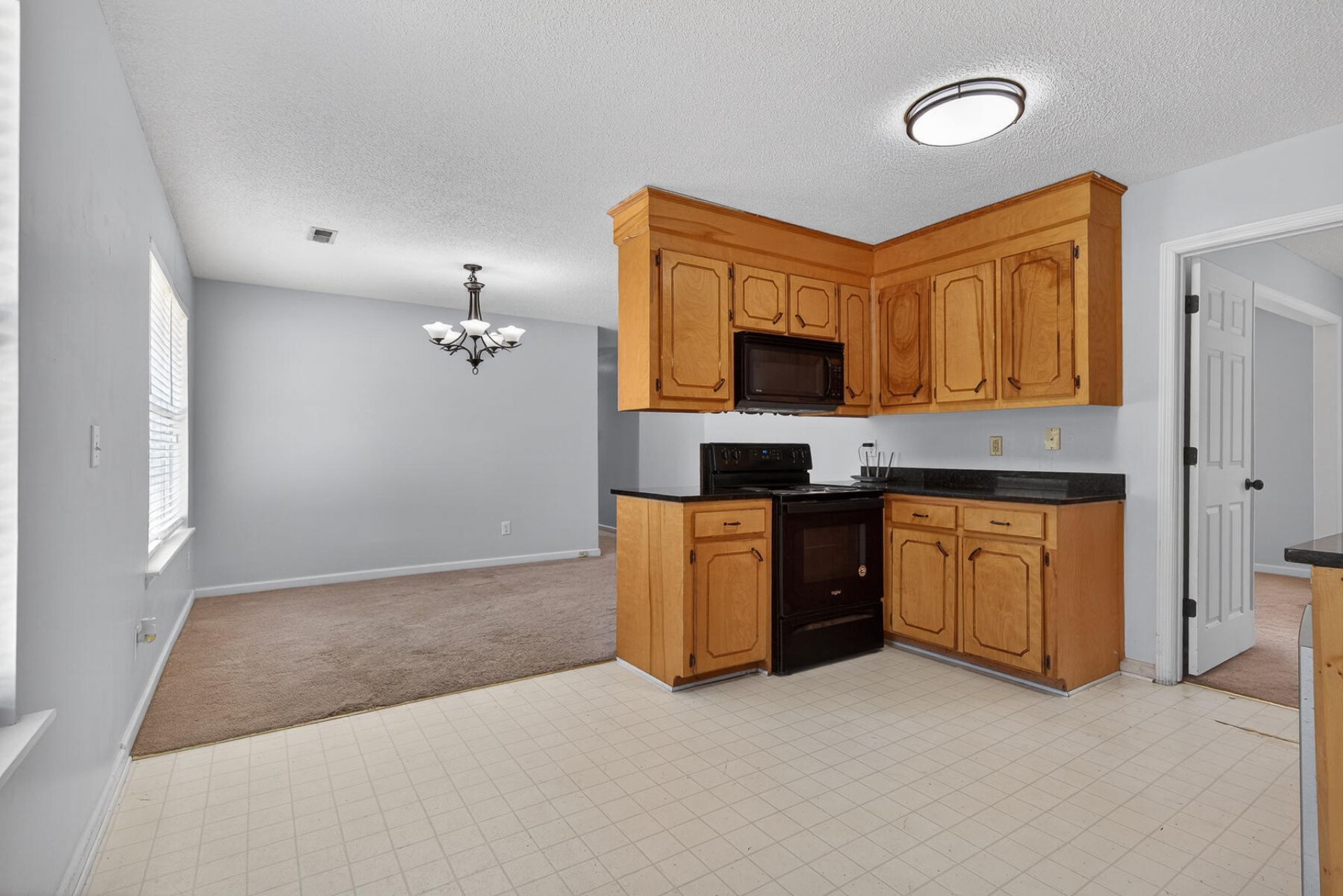 292 Mitton Road Photo 12