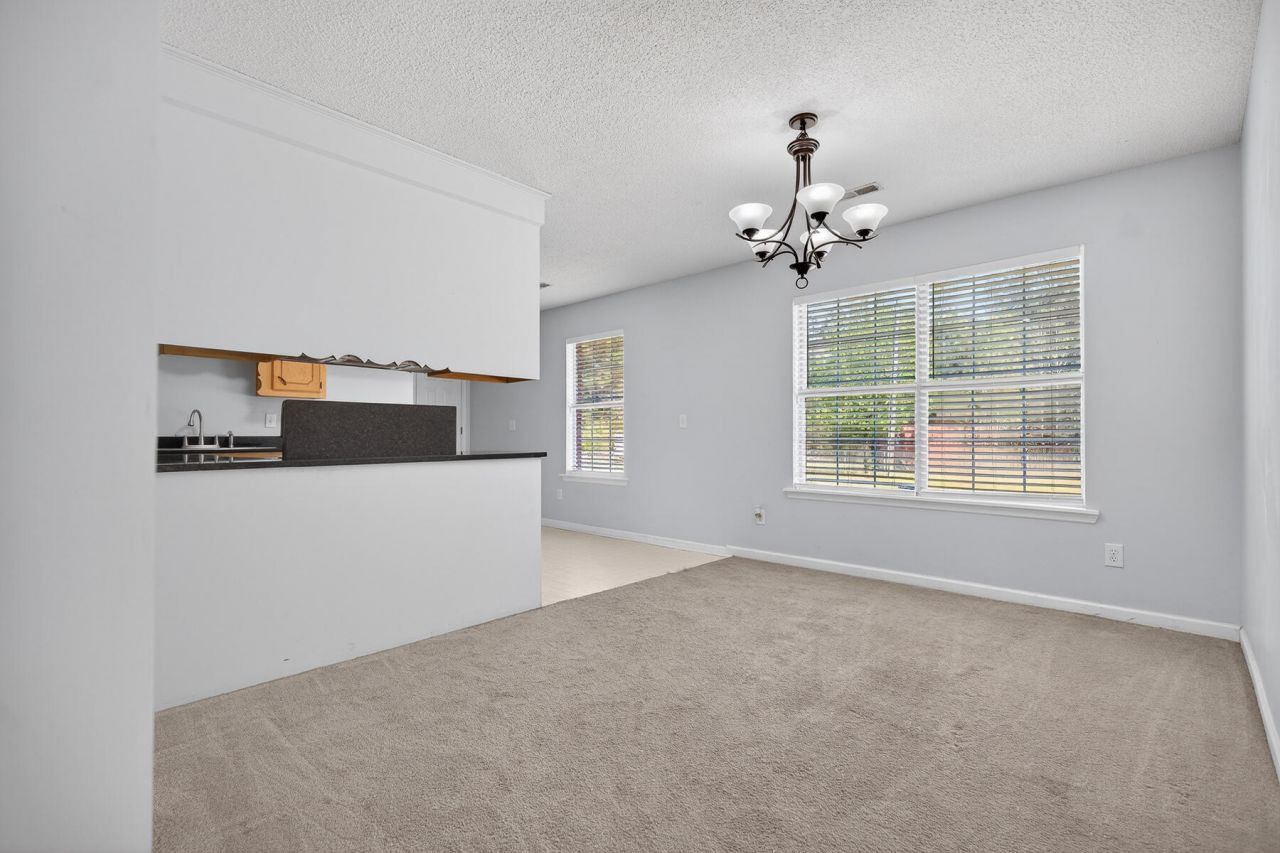 292 Mitton Road Photo 14