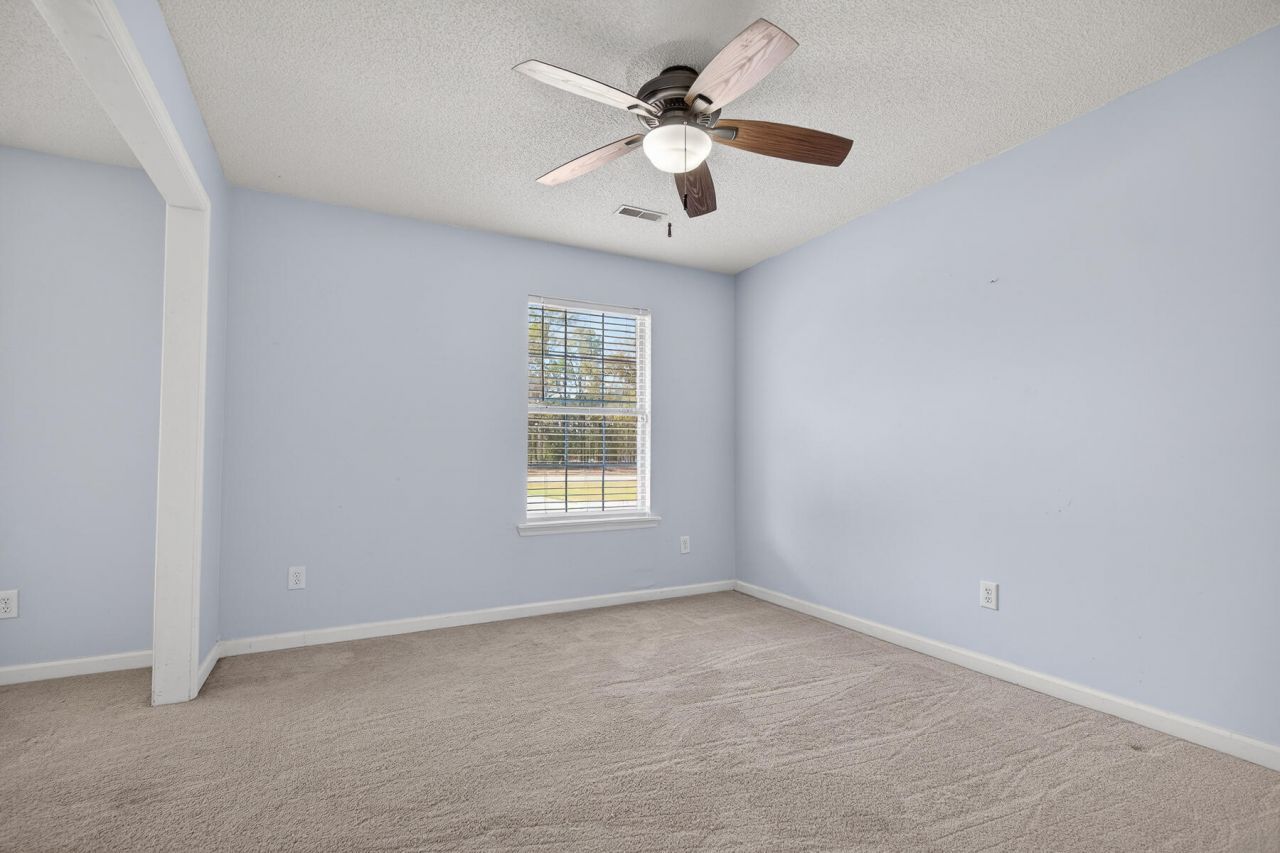 292 Mitton Road Photo 15