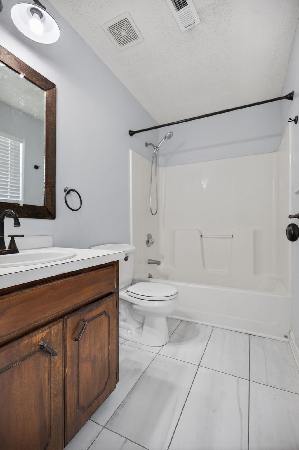 292 Mitton Road Photo 17