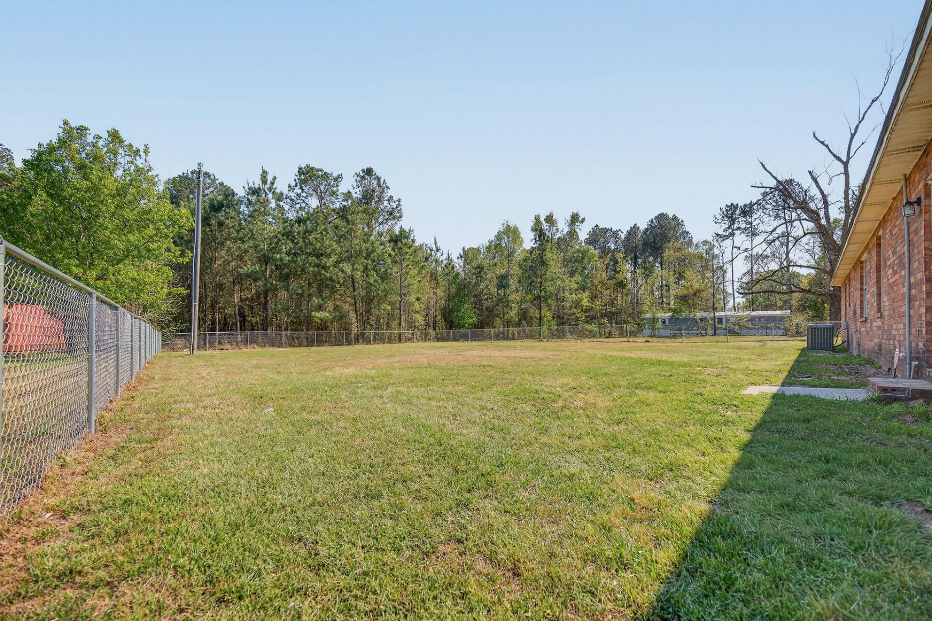 292 Mitton Road Photo 22