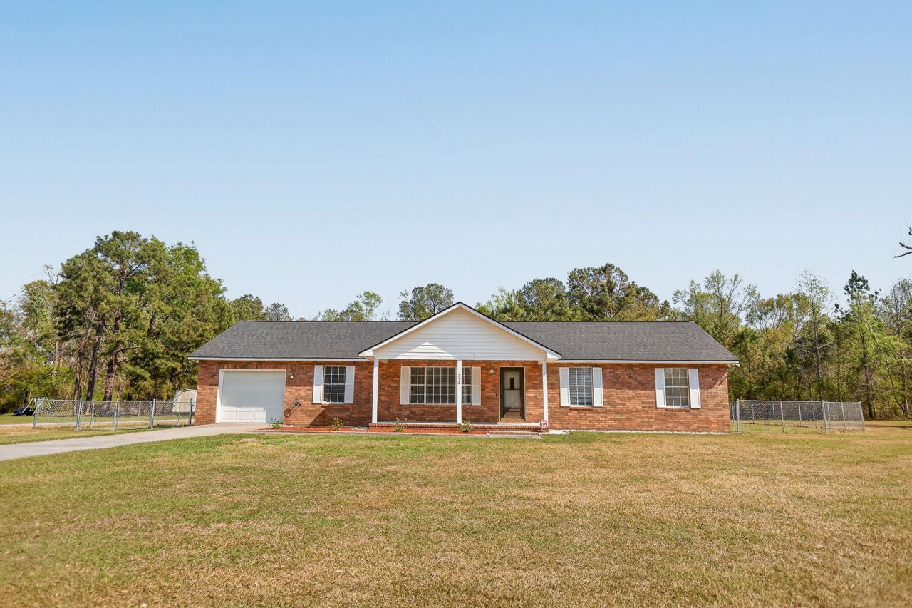 292 Mitton Road Photo 3