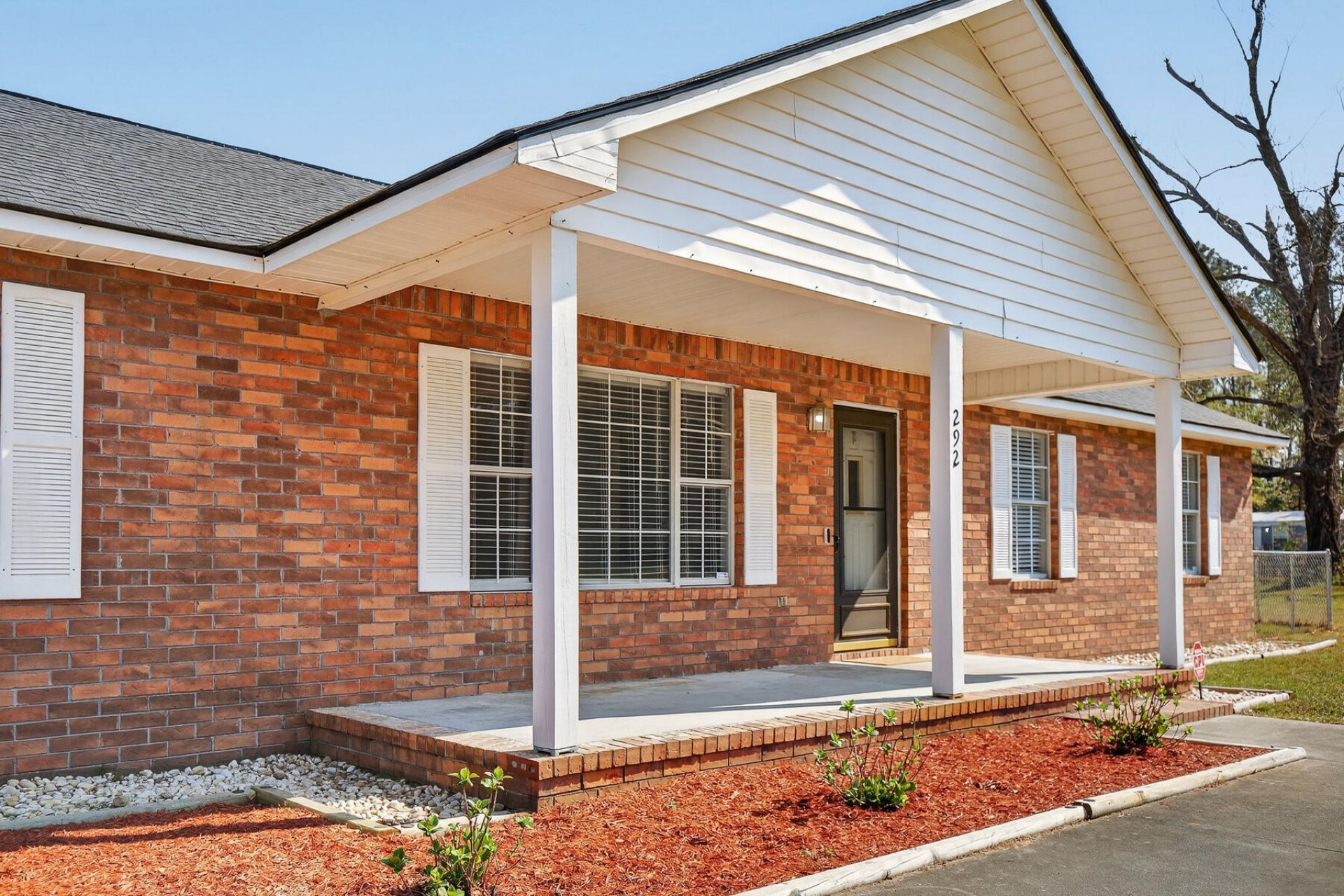 292 Mitton Road Photo 4