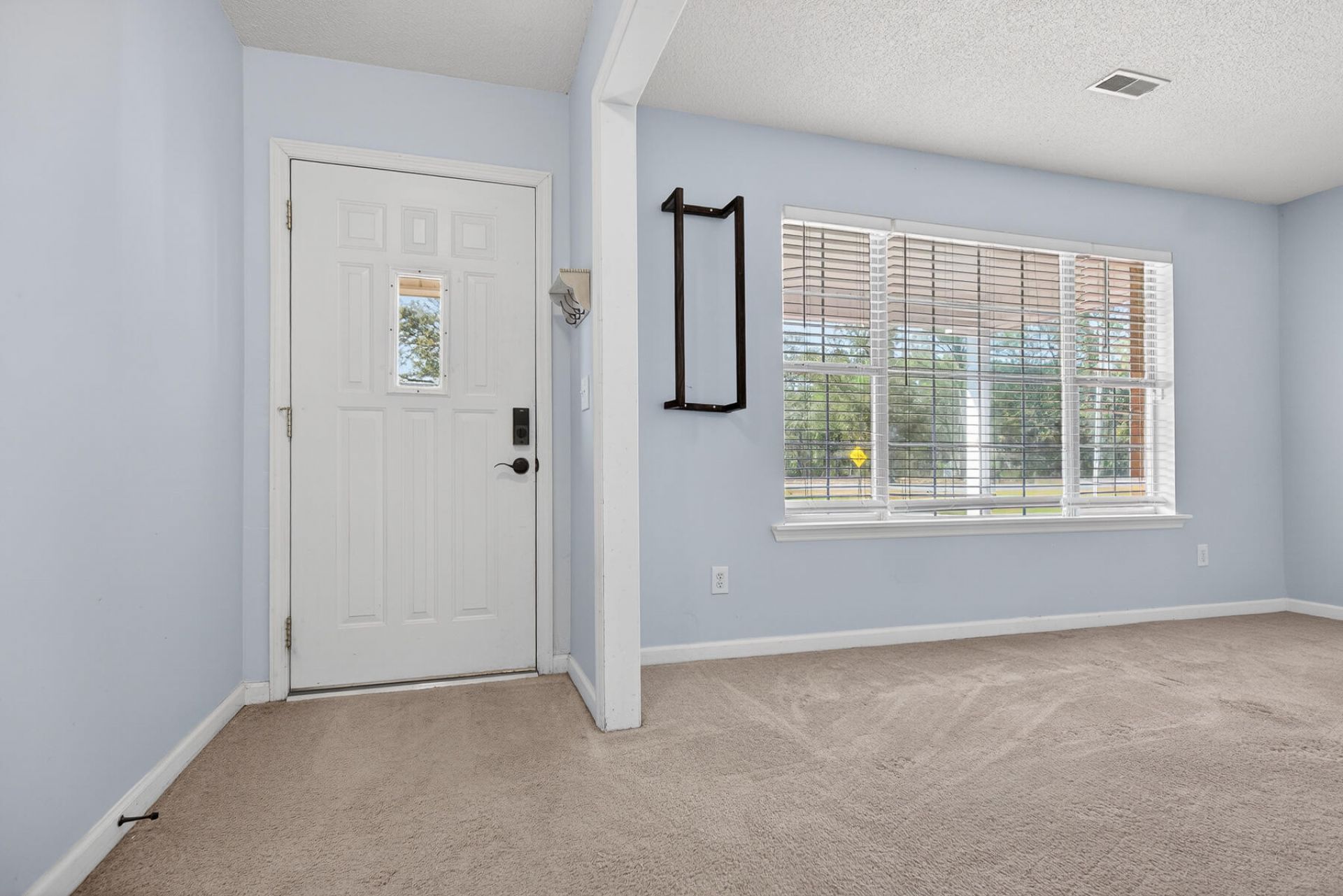 292 Mitton Road Photo 5