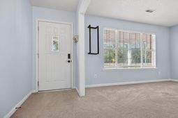292 Mitton Road photo 4
