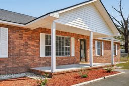 292 Mitton Road photo 4