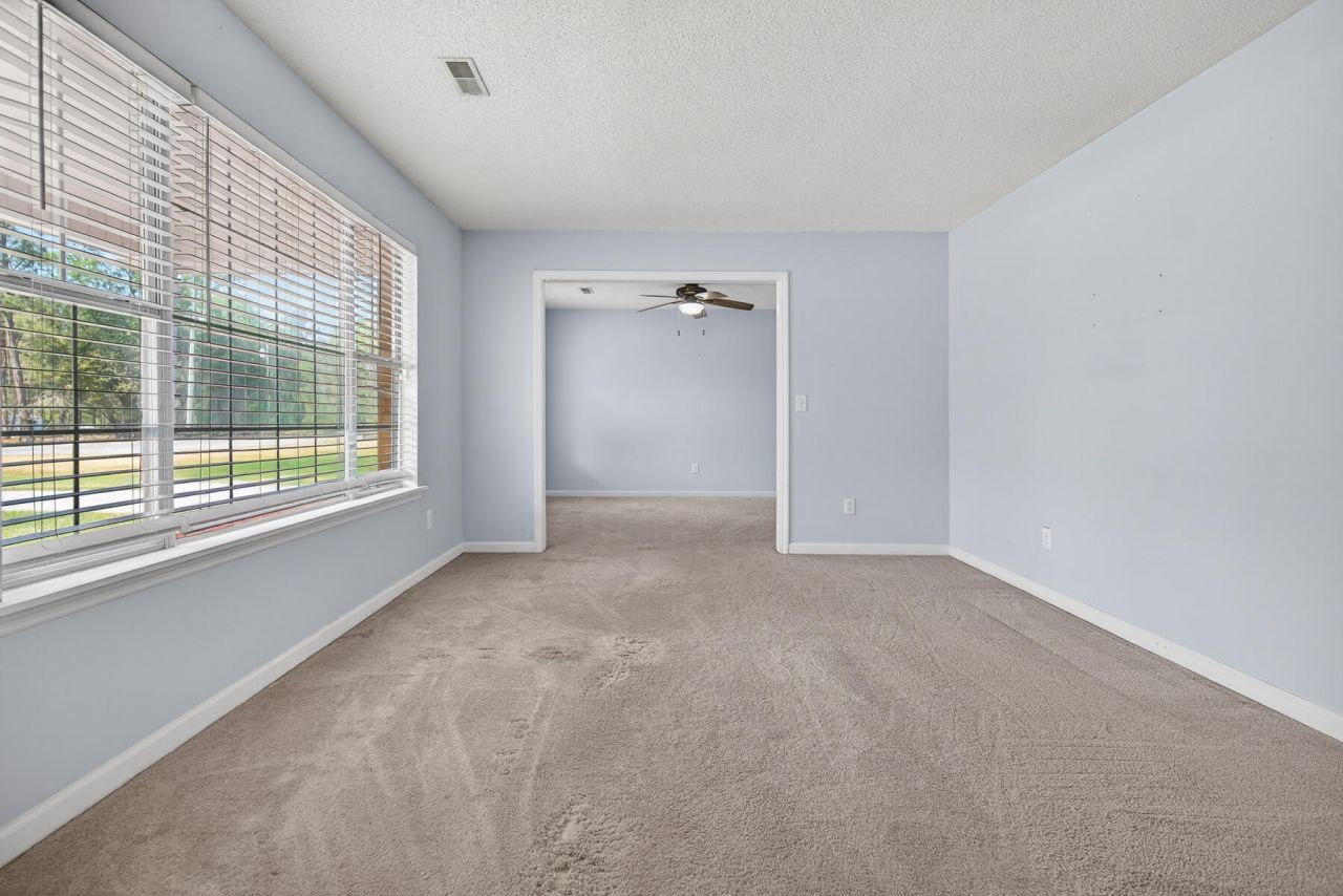 292 Mitton Road Photo 8