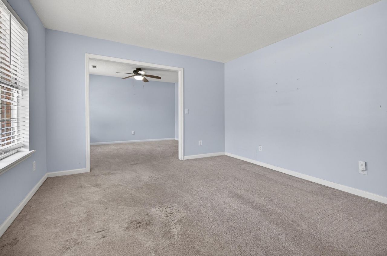 292 Mitton Road Photo 9