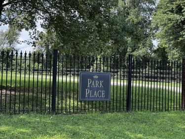 Lot 10 Park Place, Russell Springs, KY 42642