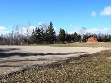 708 Rodeo Drive NW, Bemidji, MN 56601