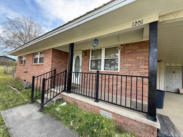 1201 Old Camden Road, Leola, AR 72084