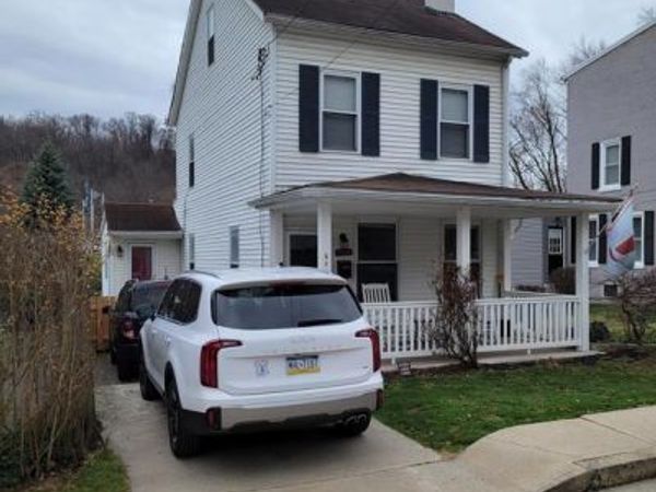 505 APPLE STREET, CONSHOHOCKEN, PA 19428