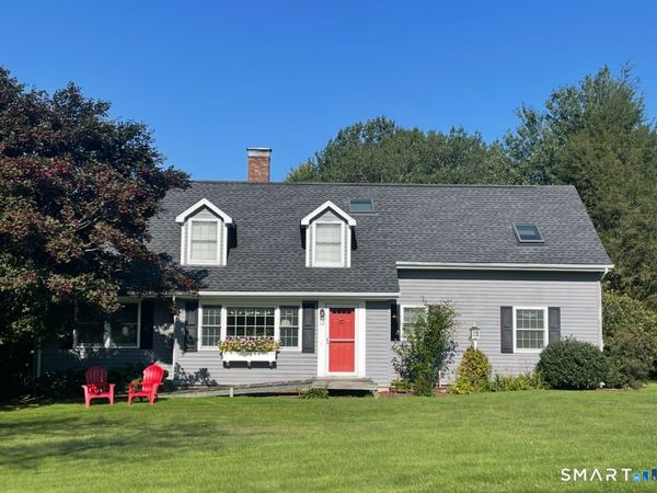 12 Taunton Lake, Newtown, CT 06470