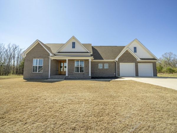 175 CHINKAPIN CV, Savannah, TN 38372